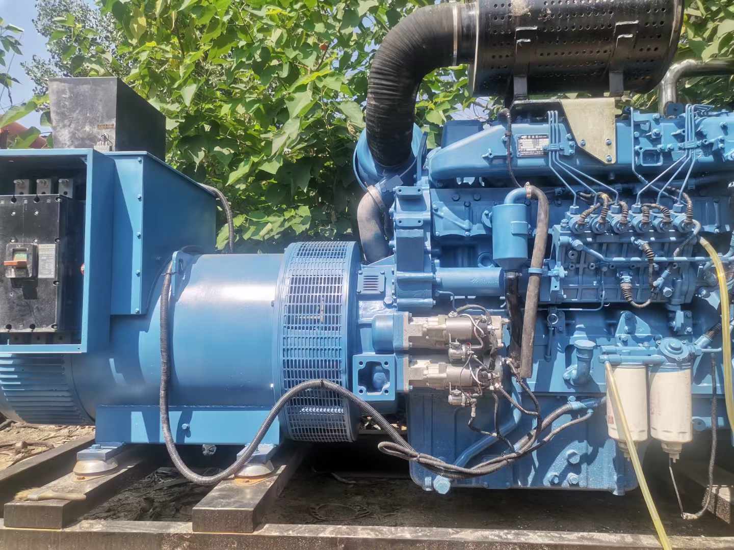 会宁详细说明降低 800kW 柴油发电机输出电流波动的方法