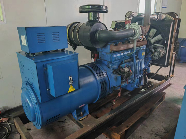 会宁100kW柴油发电机组使用多级机油有哪些优缺点？